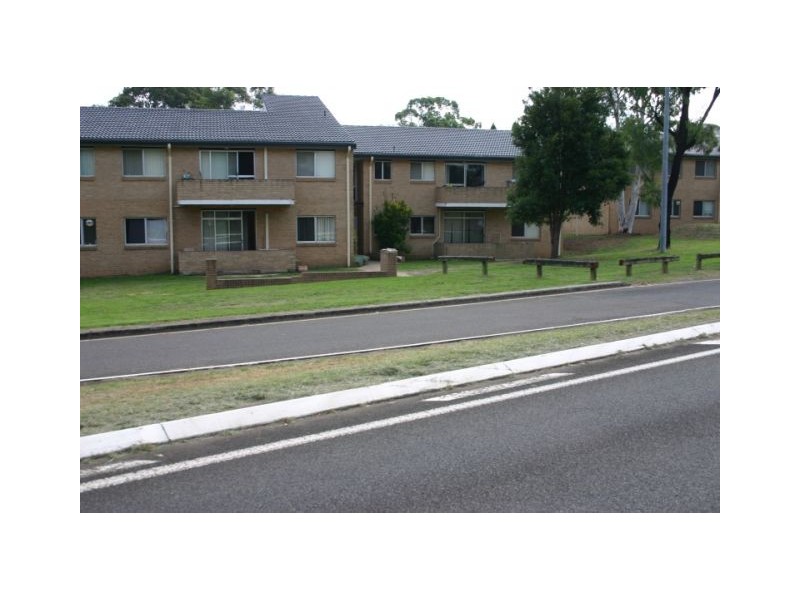 Ruse NSW 2560