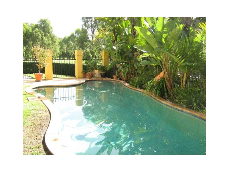 Glen Alpine NSW 2560