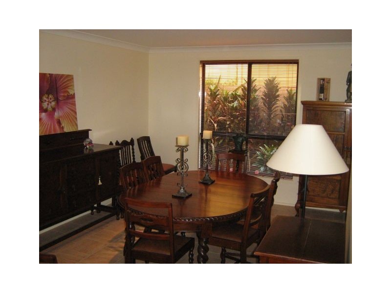 Glen Alpine NSW 2560