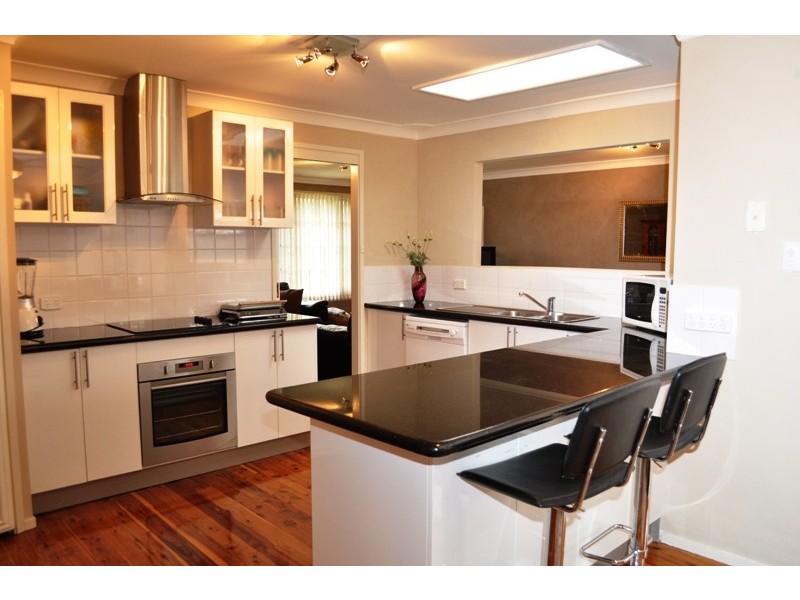 Ruse NSW 2560