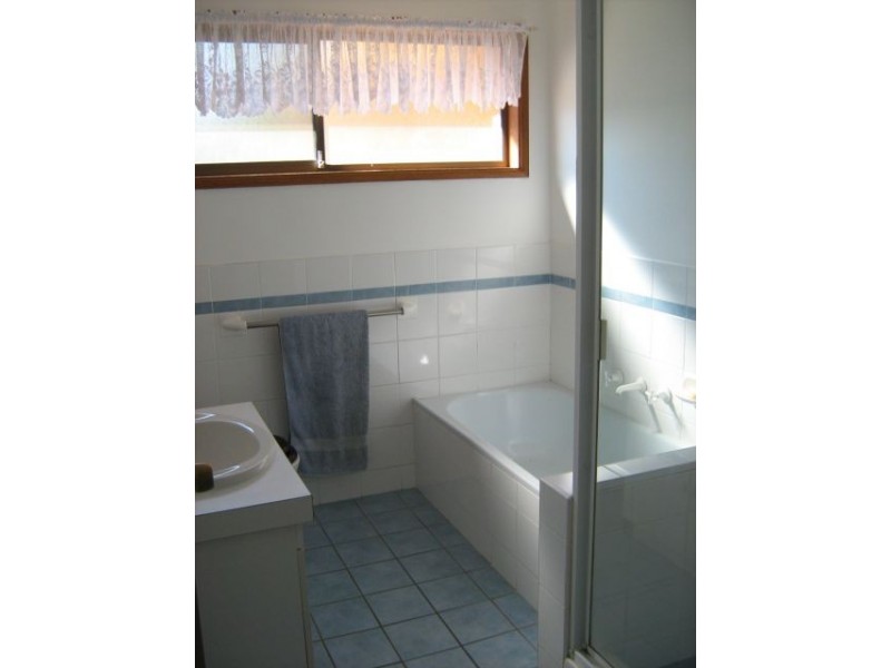Ambarvale NSW 2560