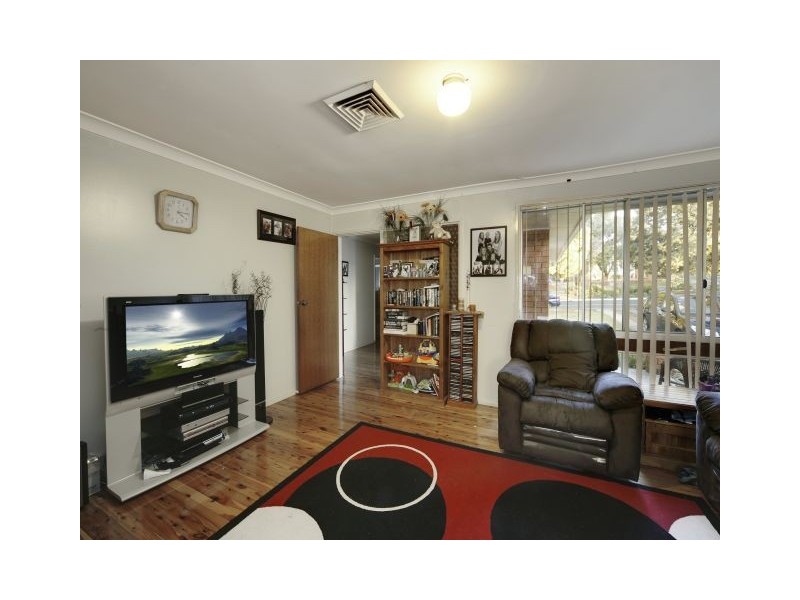 135 St Johns Road, Bradbury NSW 2560