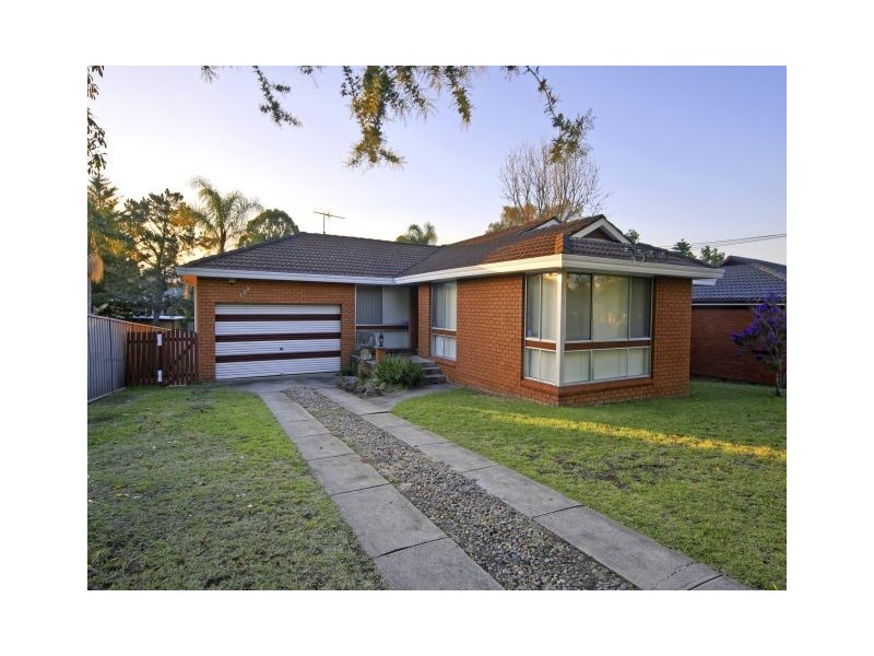 135 St Johns Road, Bradbury NSW 2560