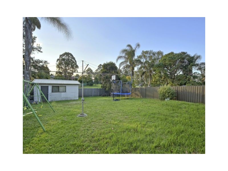 135 St Johns Road, Bradbury NSW 2560