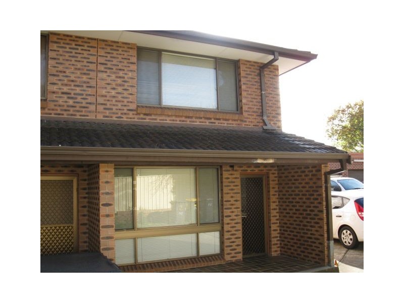 Macquarie Fields NSW 2564