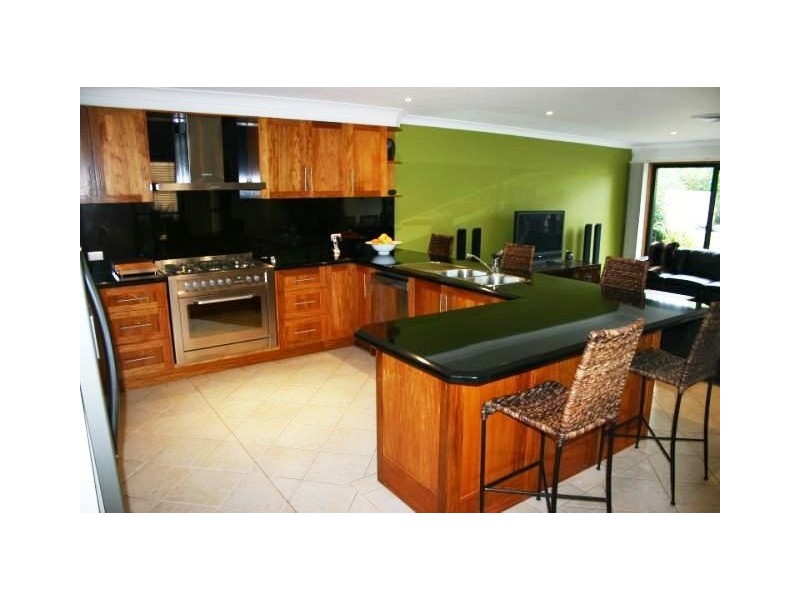 Ruse NSW 2560