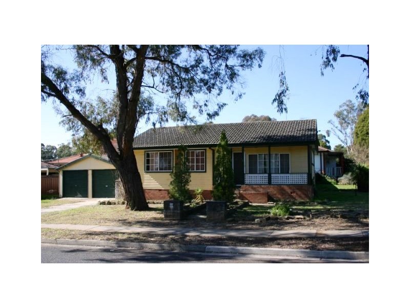 7 Lander Street, Leumeah NSW 2560