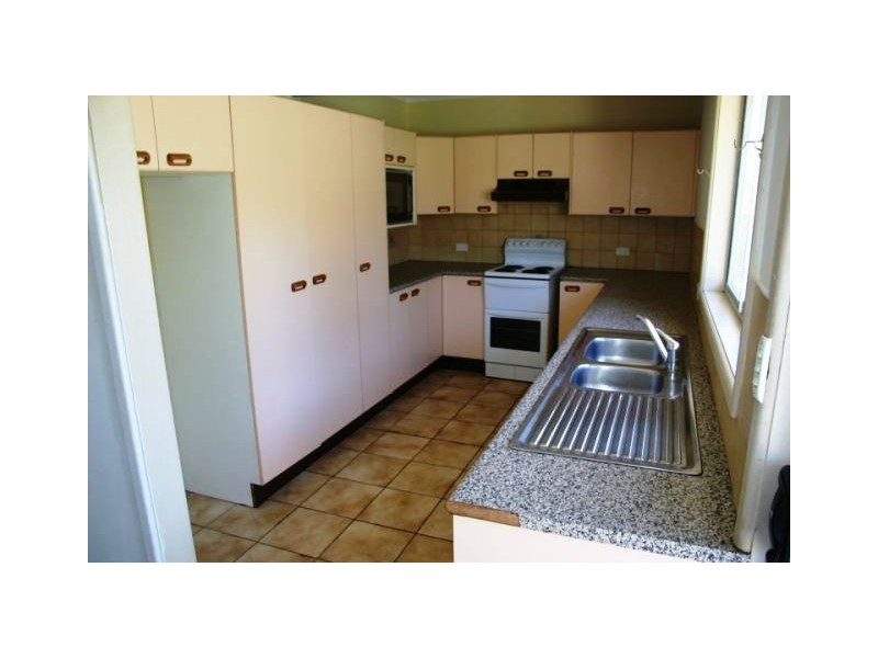 7 Lander Street, Leumeah NSW 2560