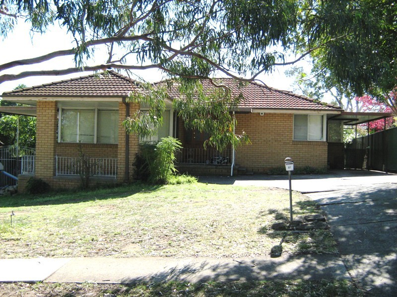 Bradbury NSW 2560