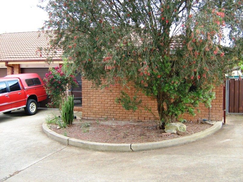17/35 Bougainville Road, Glenfield NSW 2167