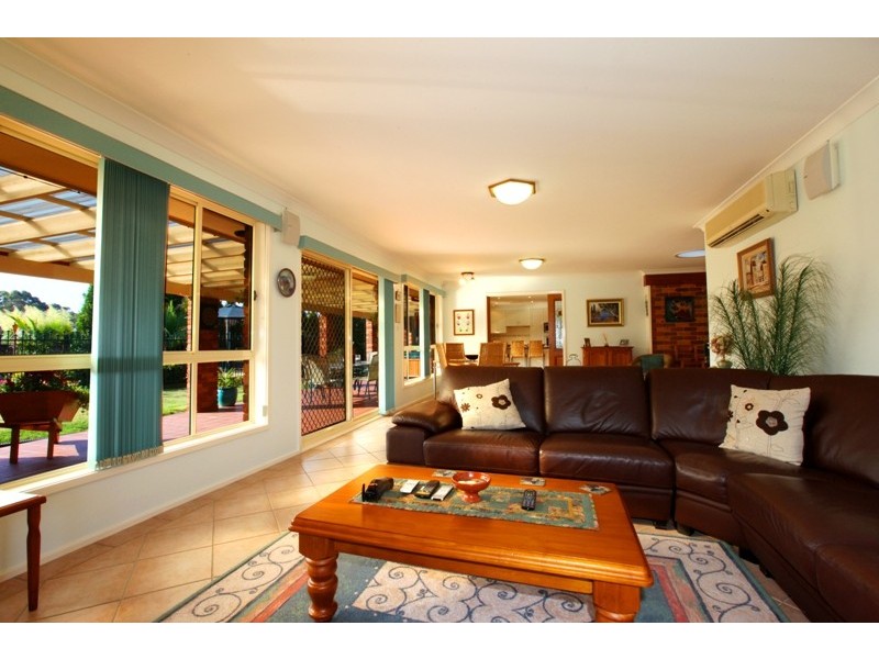 70 Peugeot Drive, Ingleburn NSW 2565