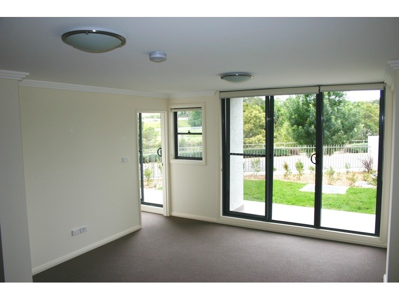 4/12 Parkside Crescent, Campbelltown NSW 2560