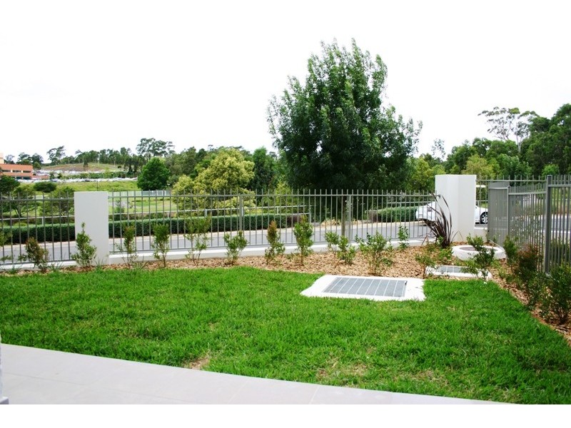 4/12 Parkside Crescent, Campbelltown NSW 2560