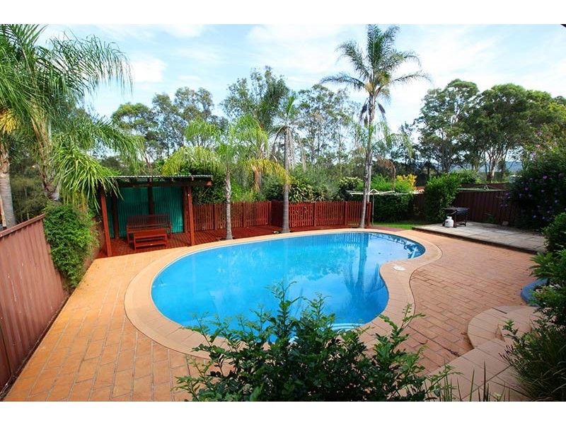 73 Stornoway Avenue, St Andrews NSW 2566
