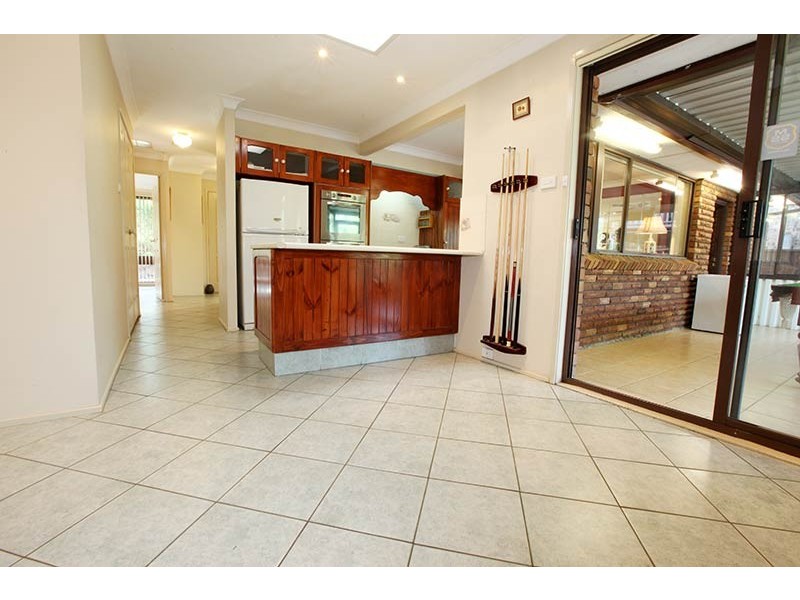 73 Stornoway Avenue, St Andrews NSW 2566