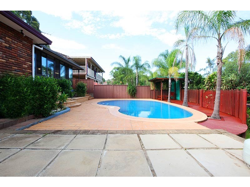 73 Stornoway Avenue, St Andrews NSW 2566
