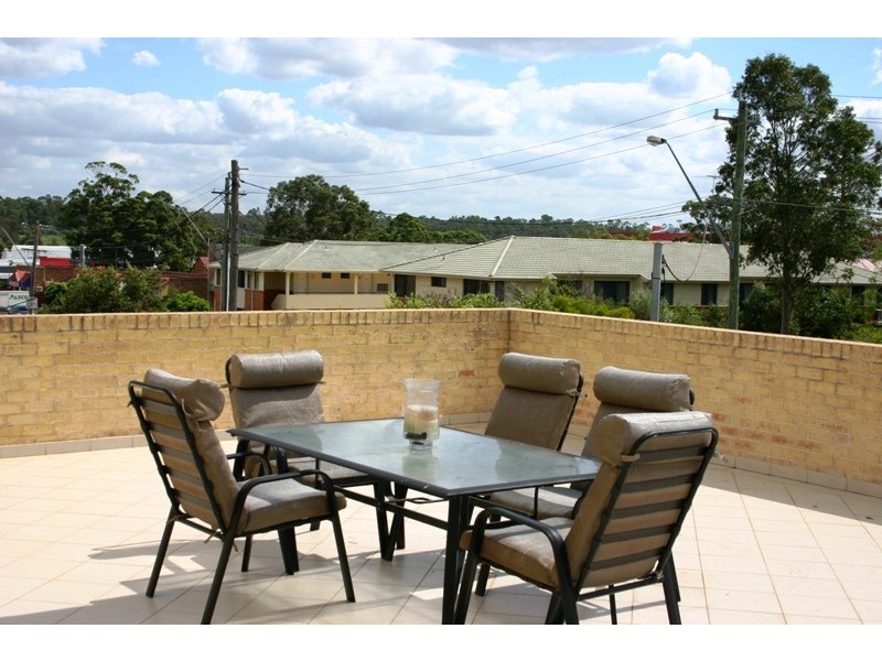 3/13 Chamberlain Street, Campbelltown NSW 2560