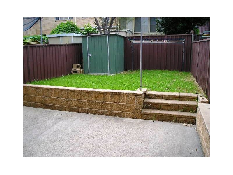 10/34A Saywell Road, Macquarie Fields NSW 2564