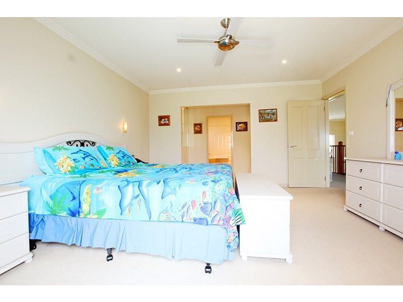 Macquarie Links NSW 2565