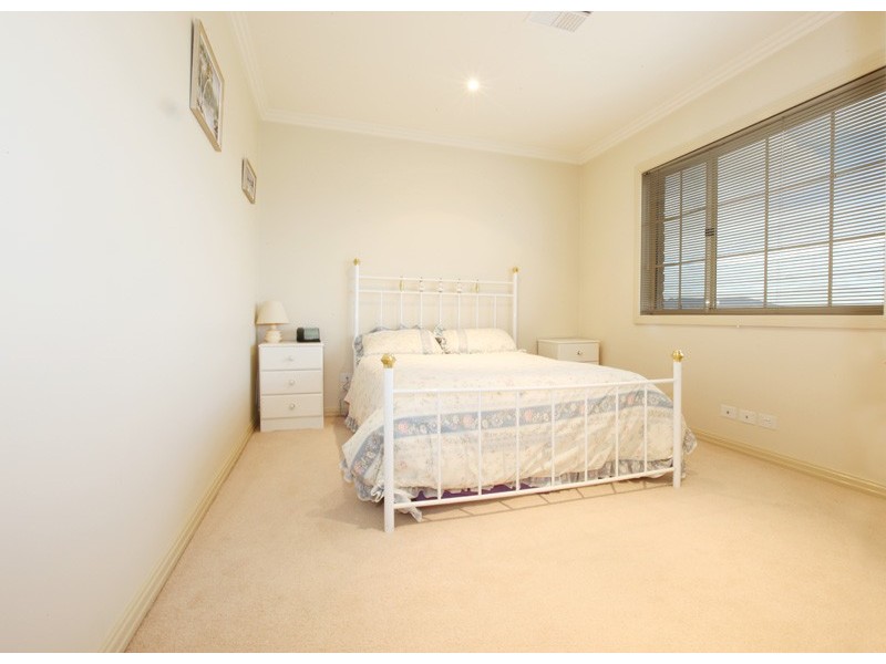 Macquarie Links NSW 2565