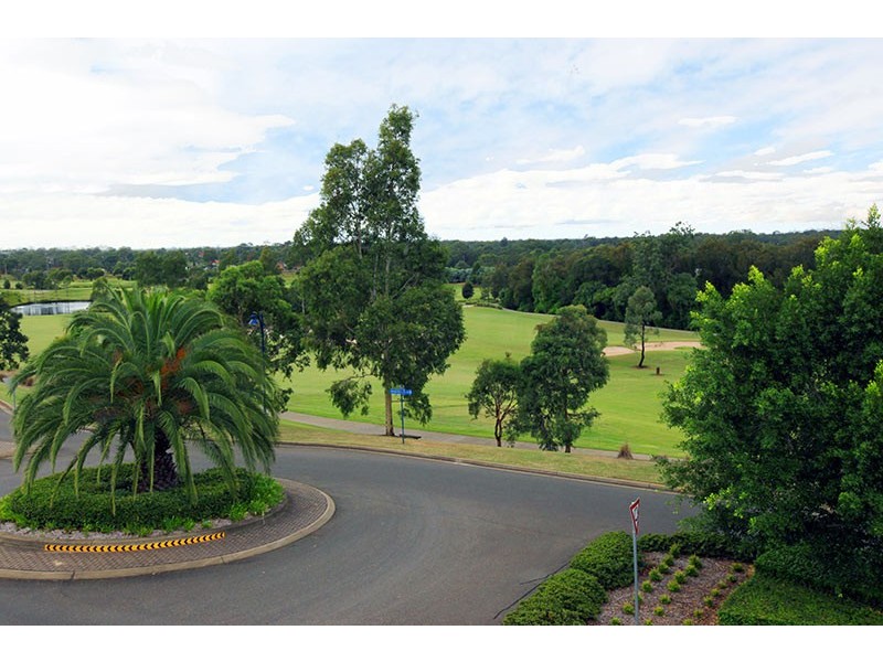 Macquarie Links NSW 2565