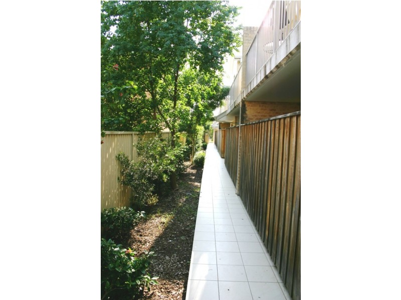 Campbelltown NSW 2560