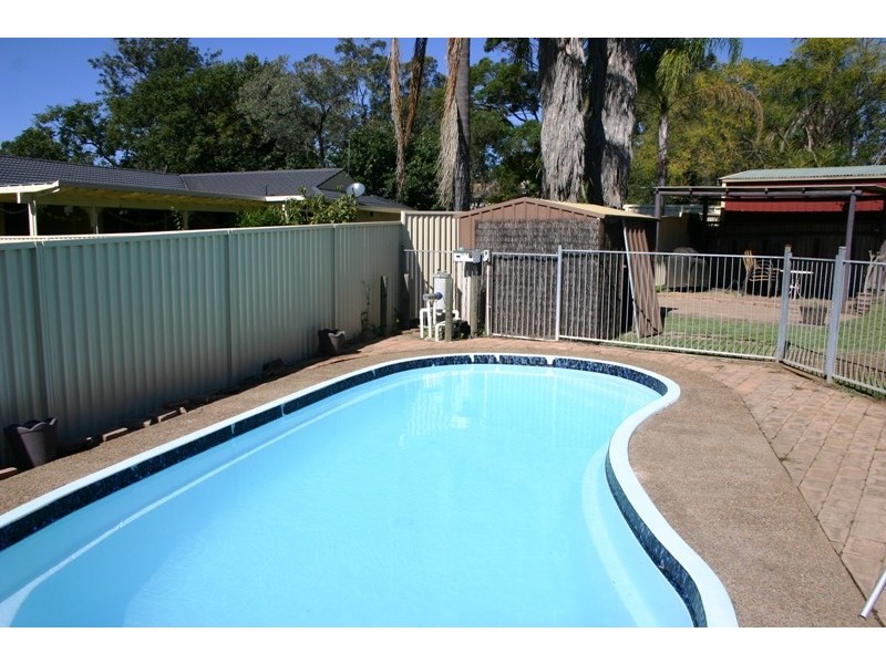 Ruse NSW 2560