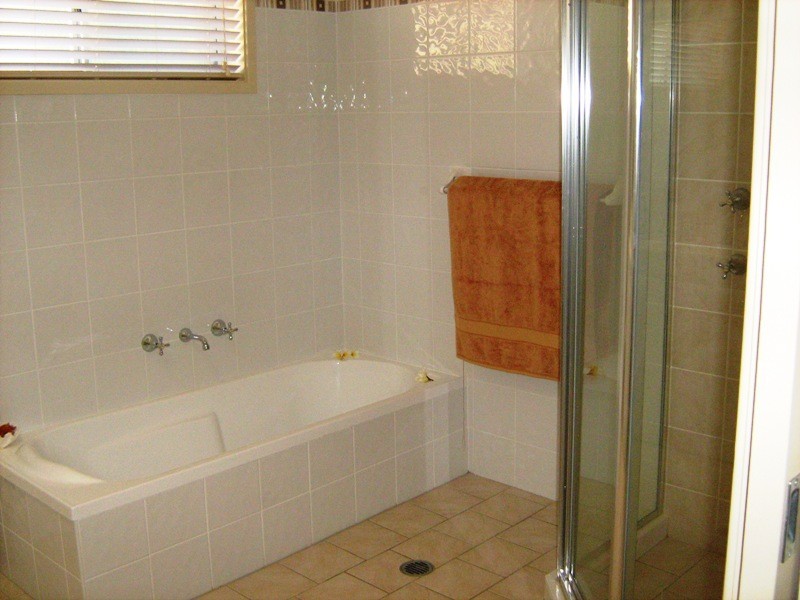 Ruse NSW 2560