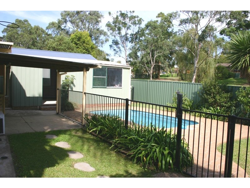 Ruse NSW 2560