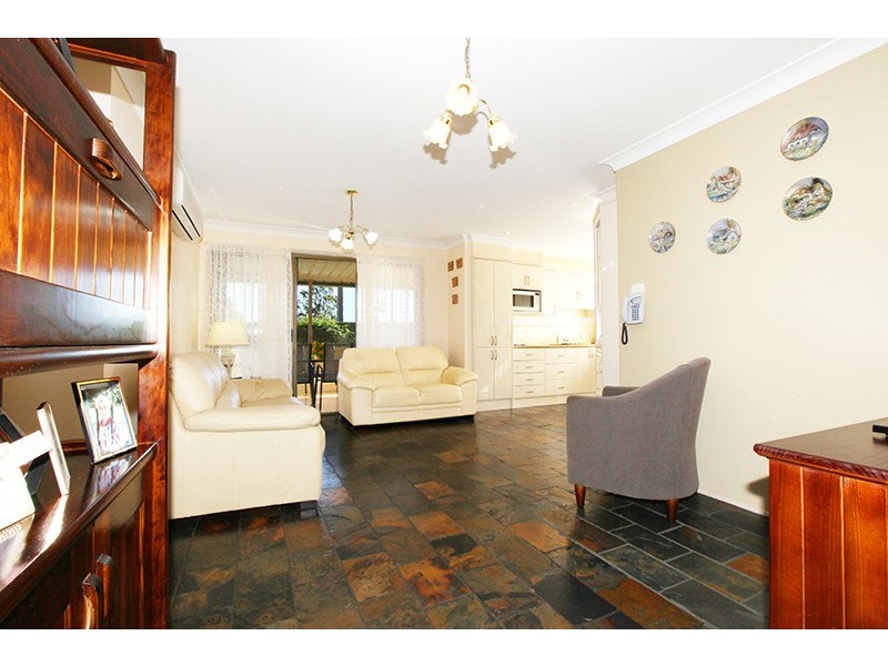Ruse NSW 2560