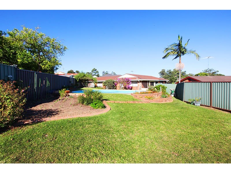 Ruse NSW 2560