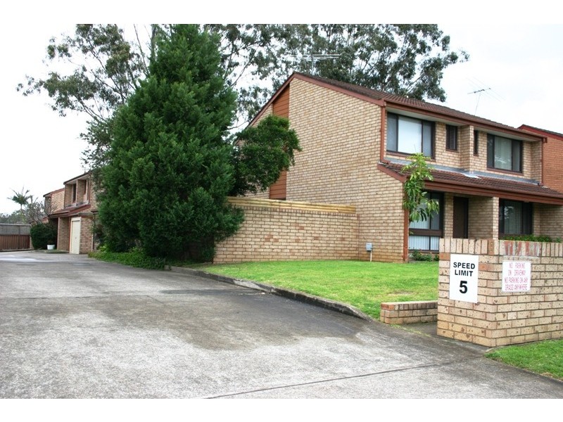 Macquarie Fields NSW 2564