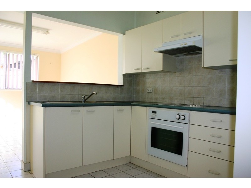 18 McLean Road, Campbelltown NSW 2560