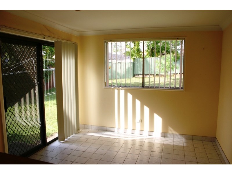 18 McLean Road, Campbelltown NSW 2560