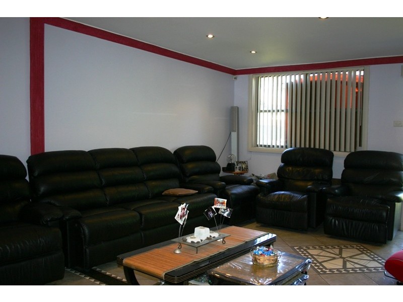 Bradbury NSW 2560