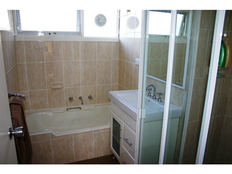Bradbury NSW 2560