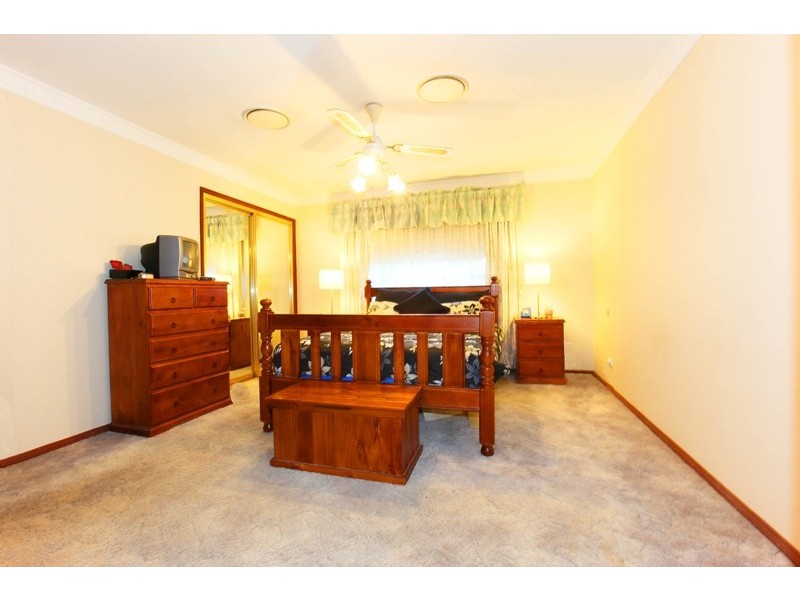 Glen Alpine NSW 2560