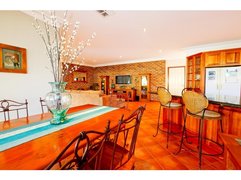 6 Dovedale Close, Glen Alpine NSW 2560