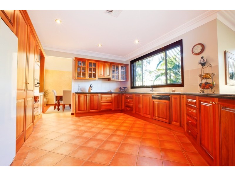 6 Dovedale Close, Glen Alpine NSW 2560