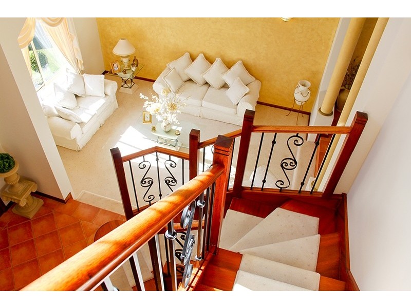 6 Dovedale Close, Glen Alpine NSW 2560