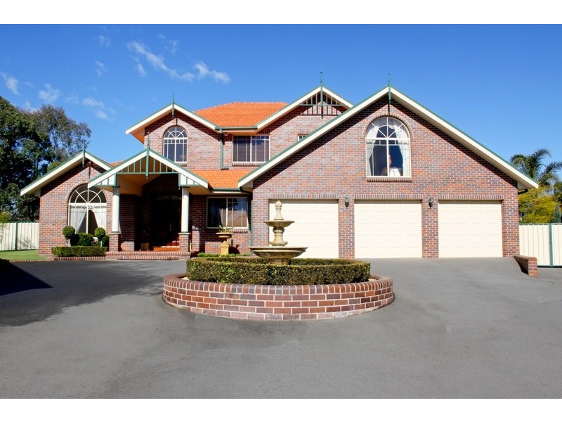 6 Dovedale Close, Glen Alpine NSW 2560