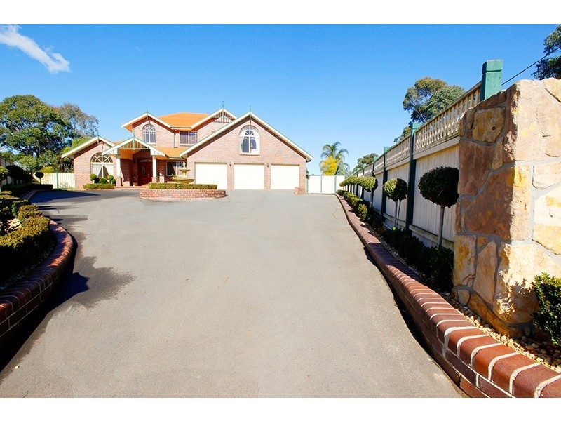 6 Dovedale Close, Glen Alpine NSW 2560