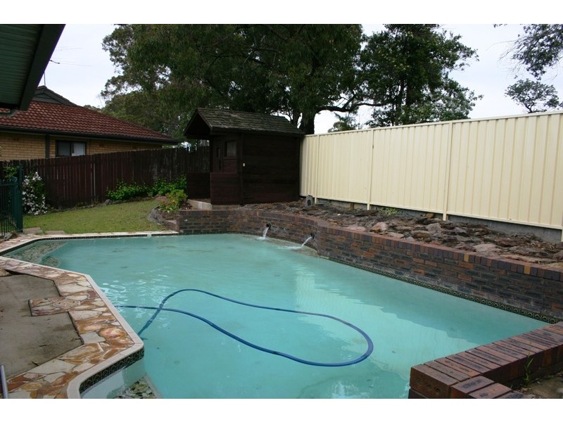 Bradbury NSW 2560