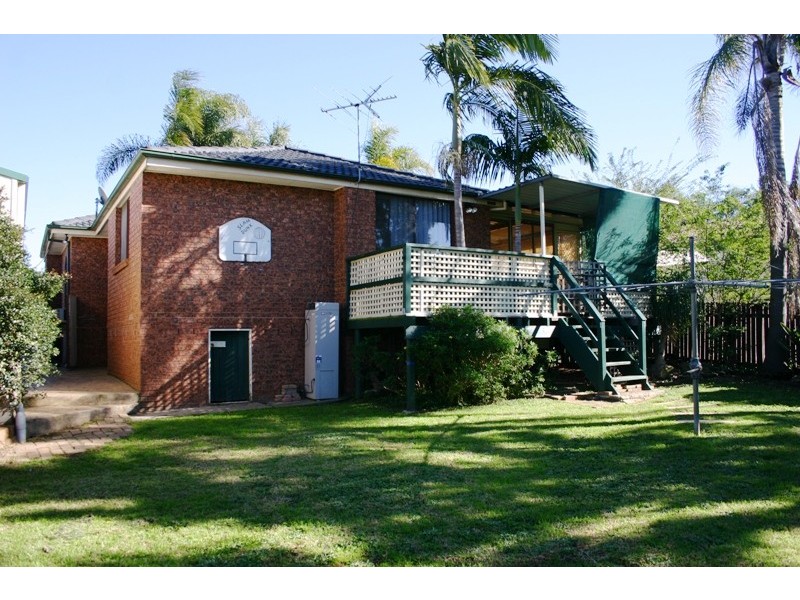 39 Othello Avenue, Rosemeadow NSW 2560