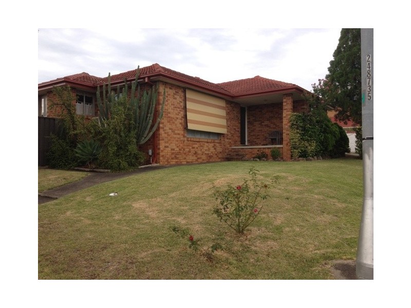 27 Gazelle Street, Glenfield NSW 2167