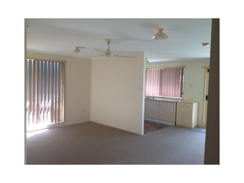 12 Ferrari Place, Ingleburn NSW 2565