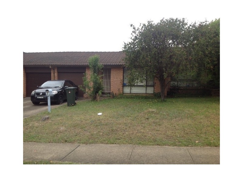 2/101 Carlisle Street, Ingleburn NSW 2565