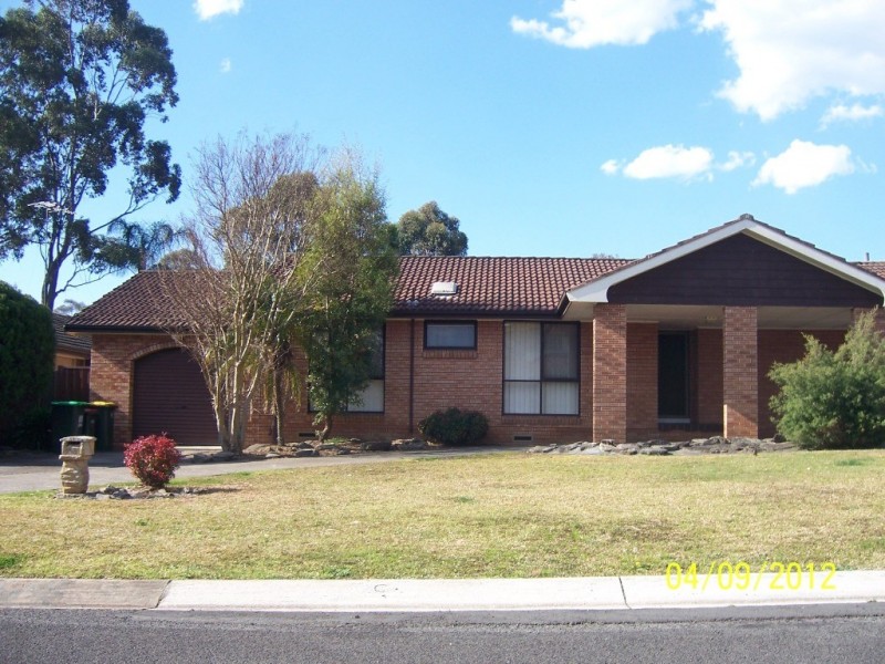 4 Boobook Place, Ingleburn NSW 2565