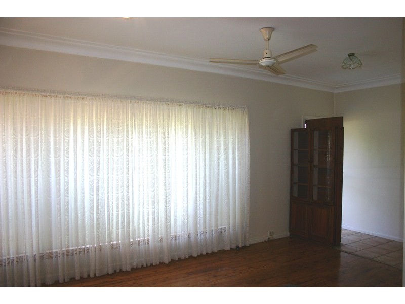 17 Matthews Square, Ingleburn NSW 2565