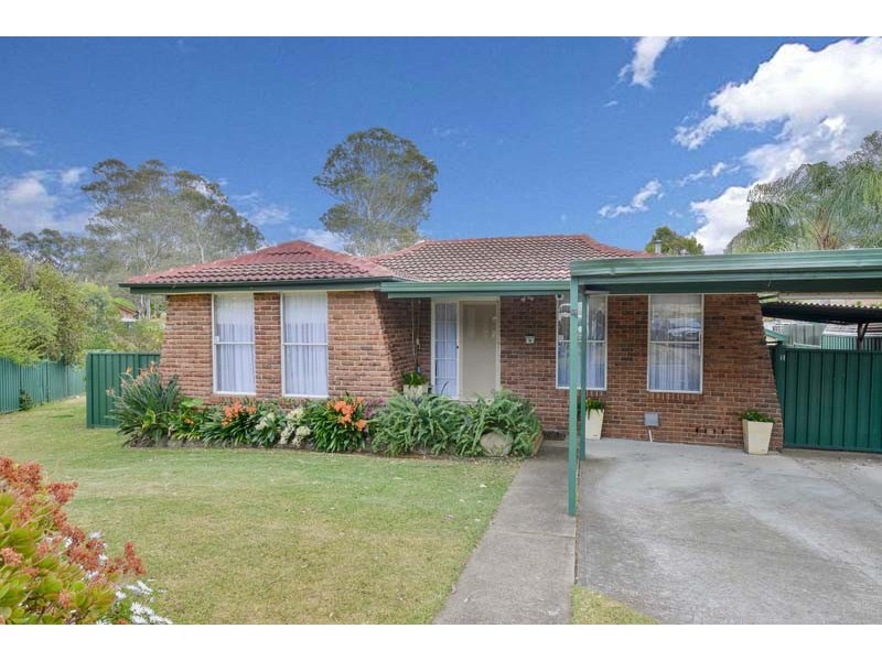 14 Brett Place, Ingleburn NSW 2565